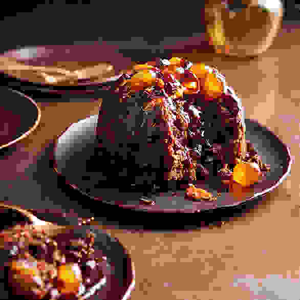 No.1 Jewelled COINTREAU & Cranberry Christmas Pudding Large