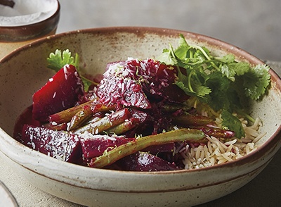 Beetroot & coconut curry
