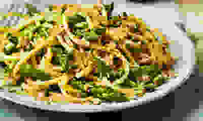 Bucatini with asparagus, anchovies and capers