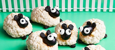 Rice pop cake lambs