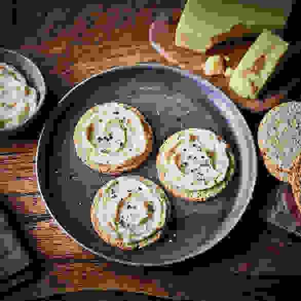 Seriously Vintage Spreadable Cheese