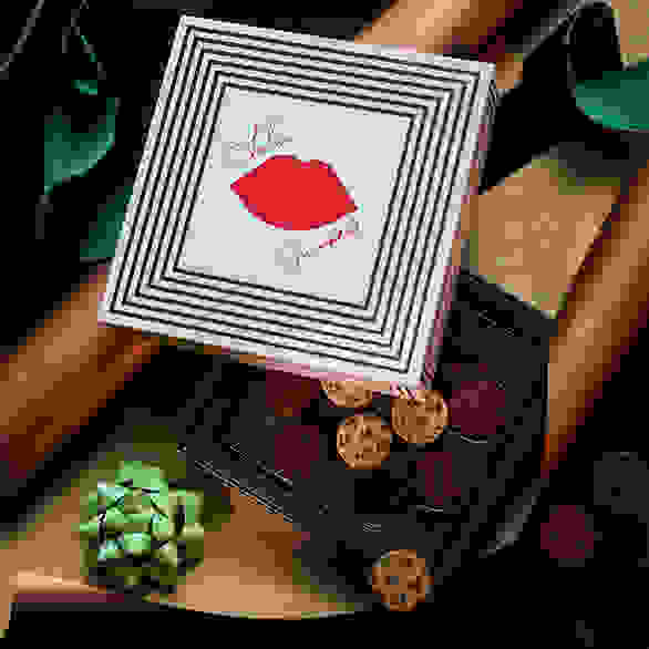 Waitrose & Lulu Guinness No.1 Chocolate Collection "Lips"