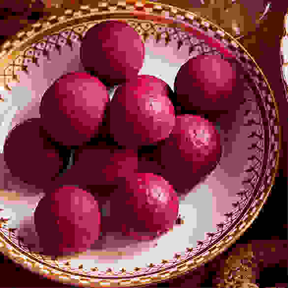 Waitrose Christmas Rudolph's Noses Milk Chocolate Truffles