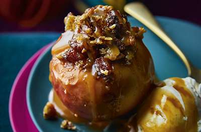 Baked apple with salted caramel