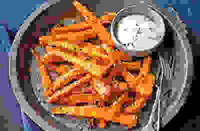 baked-carrot-sesame-fries