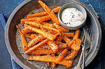 Baked carrot sesame fries