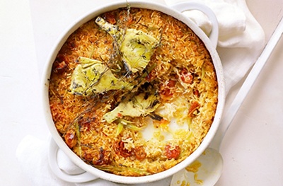 Baked rice with tomatoes & artichokes