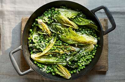 Braised cos lettuce and peas with thyme