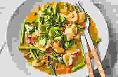 Cod, prawn & coconut curry