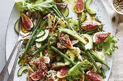 Fig & halloumi salad