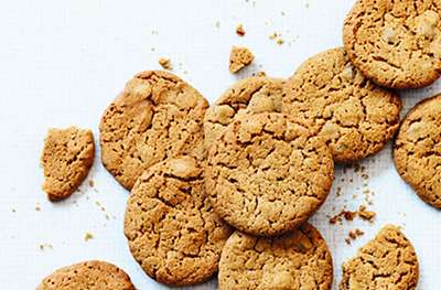 Ginger spiced crunch biscuits