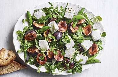 Goat’s cheese, fig & honey salad