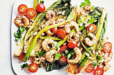 Harissa prawns with cos lettuce & onions