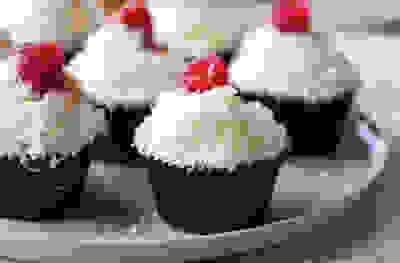 Martha's raspberry & coconut ice cupcakes