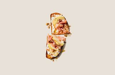 Pear & prosciutto toast with hot honey