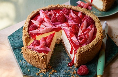 Baked vanilla cheesecake with raspberry & rhubarb
