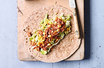 Barbecue pulled pork wraps