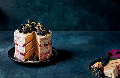 Blackberry and bramley layer cake