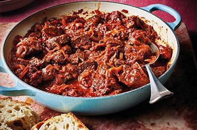 Braised beef in red wine