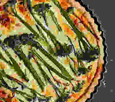 Broccoli, Cheddar and bacon tart
