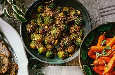 Brussels sprouts with hazelnut pangrattato