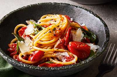 Bucatini with roasted tomatoes & basil