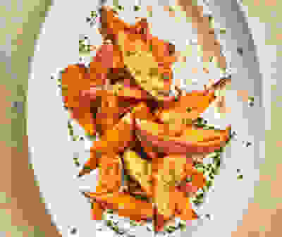 Buffalo sweet potato wedges