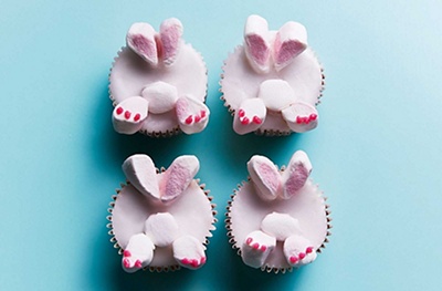 Bunny bottom easter cupcakes