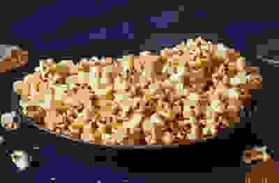 Cheesy rosemary popcorn