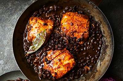 Chipotle black beans with hake