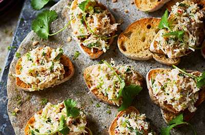 Crab toasts with chilli & lime