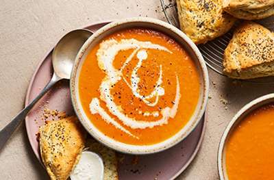 Creamy tomato soup with goat’s cheese & poppy seed scones 