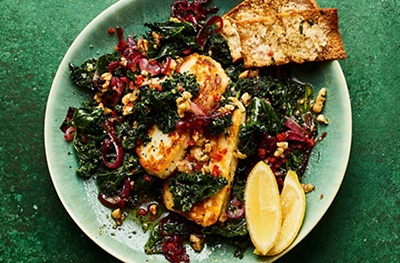 Crispy halloumi with lime & chilli buttered kale