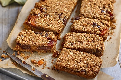 Date and apricot oat crumble bars