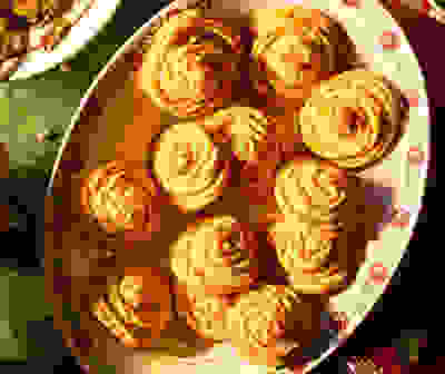Devilled duchess potatoes