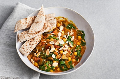 Easy chick pea, aubergine and spinach curry