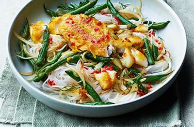 Ginger & turmeric cod with rice noodles