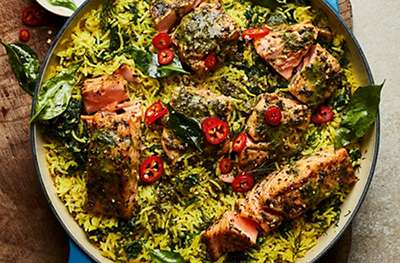 Green coconut masala salmon on spinach, mustard seed & curry leaf rice