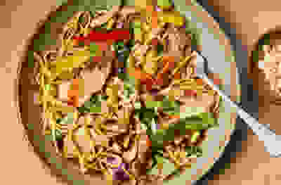 Honey soy chicken stir fry with noodles & cashews