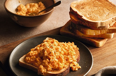 Image of scrambled egg on toast