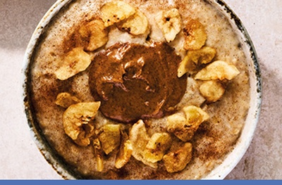 Porridge – Banana Chips, Almond Butter & Cinnamon