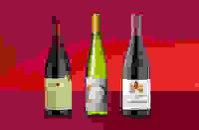 Offers French wine
