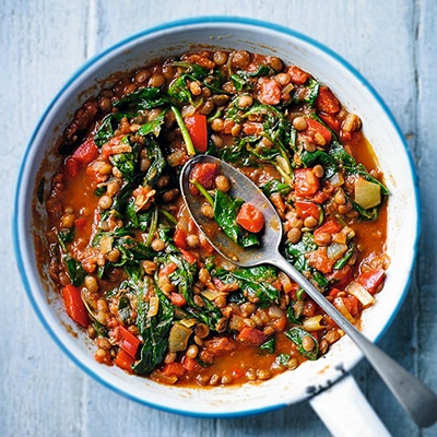 Lentil and spinach balti