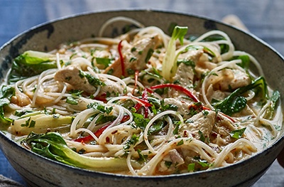 VIETNAMESE-STYLE CHICKEN NOODLE BOWL