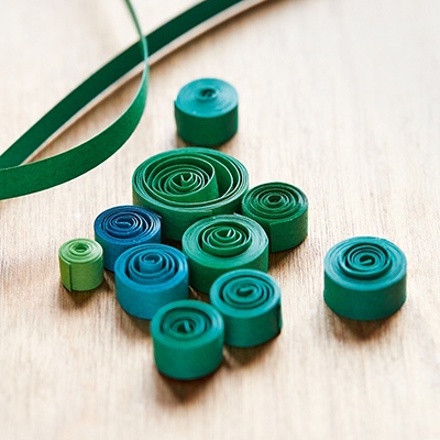 How to make a quilled card step 2