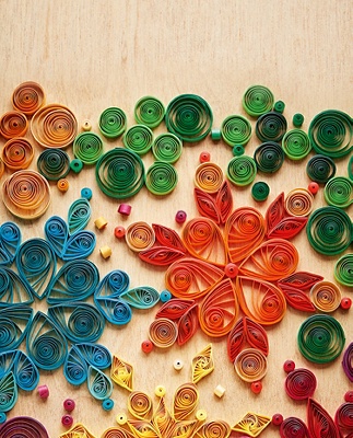 Image of handmade quilled tree decoration