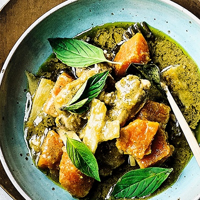 Chicken and butternut squash green curry 