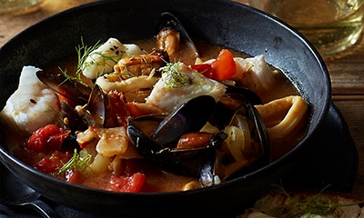 BRAISED SQUID WITH FENNEL & MUSSELS