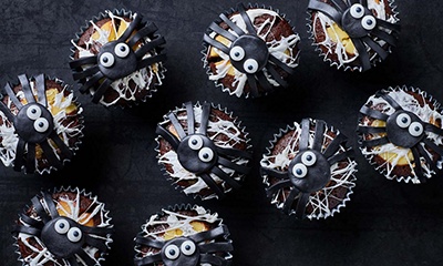 Chocolate cheesecake spider cupcakes