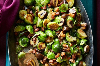 Image of Stir-fried sprouts with chestnuts and pancetta